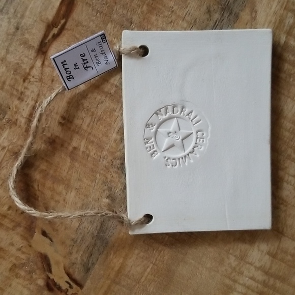 Ben & Nadrali Ceramic Plaque - Picture 3 of 10